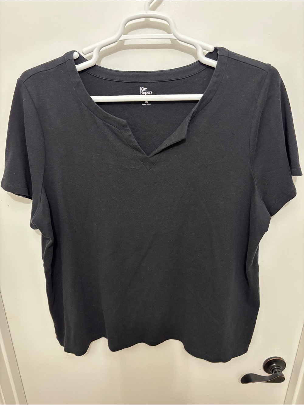 Kim Rogers Women’s Black Short-Sleeve Notch V-Neck Tee - Casual Essential Sz 2X